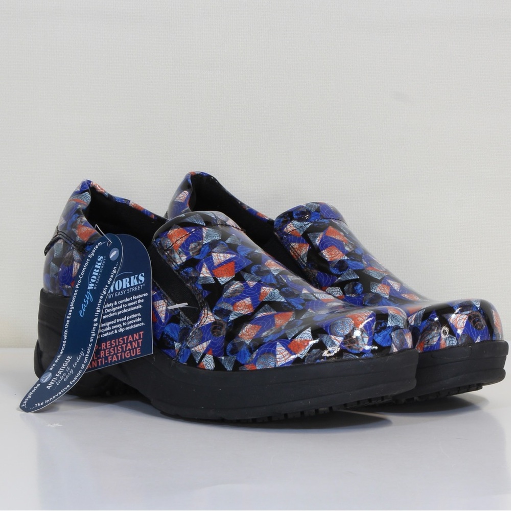 Easy Works by Easy Street Black Appreciate Women's Slip-Resistant Work Shoes NWT